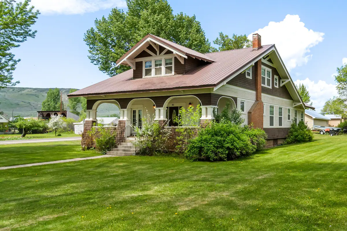 another view of the cambridge house